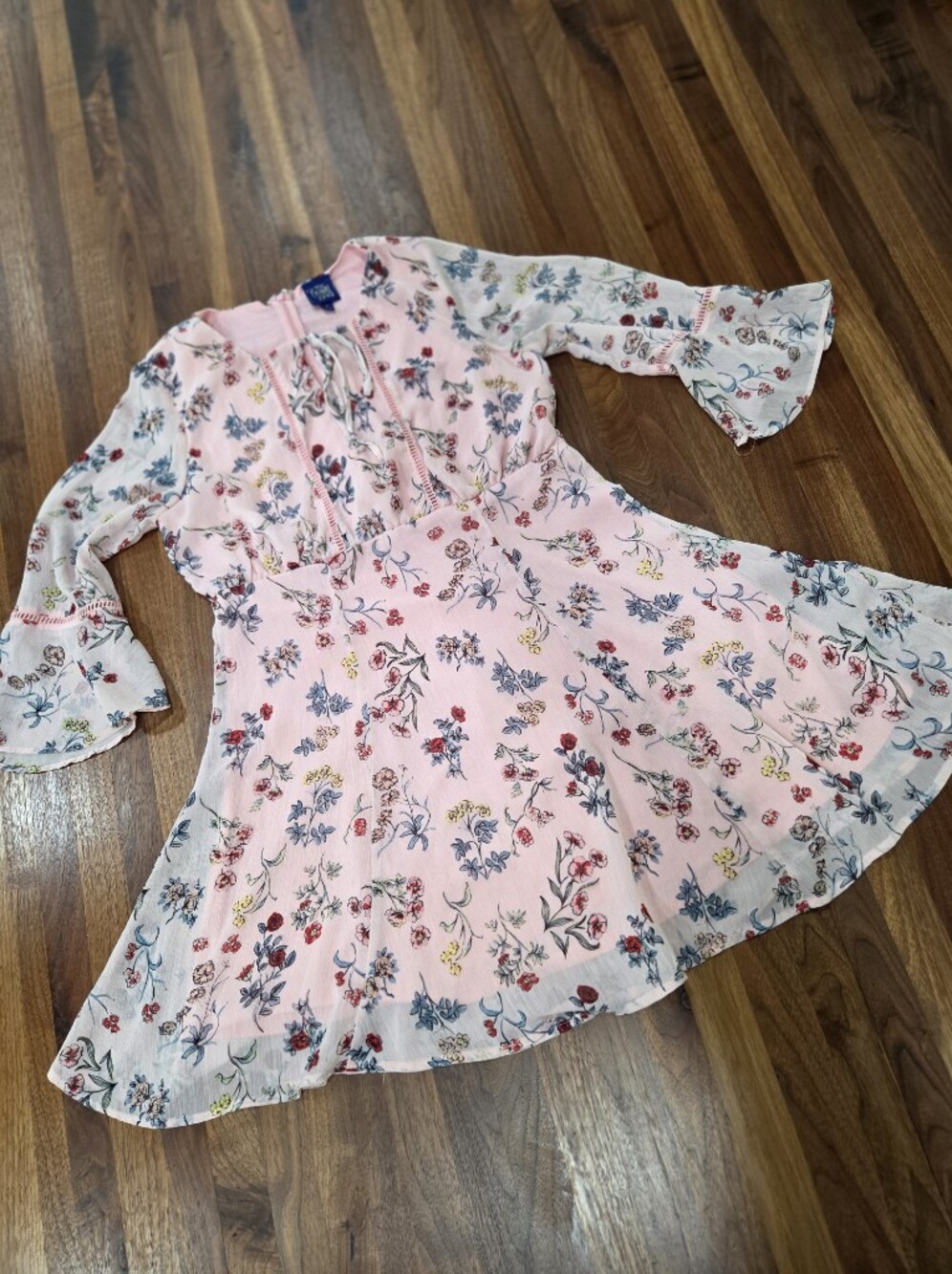 Disney Beauty And The Beast Pink Floral Bell-Sleeve Dress Dress Size Large